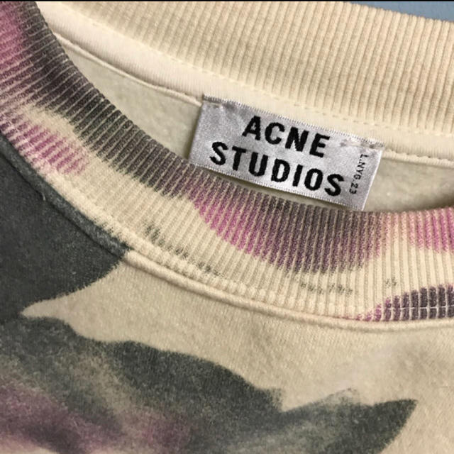 ACNE(アクネ)のAcne Studios プリントスウェット レディースのトップス(トレーナー/スウェット)の商品写真