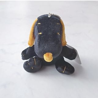 ピーナッツ(PEANUTS)のSNOOPY　マスコットホルダー　ブラックスヌーピー　史努比(キャラクターグッズ)