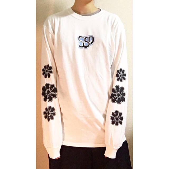 SSD pixel flower long sleeve T/white