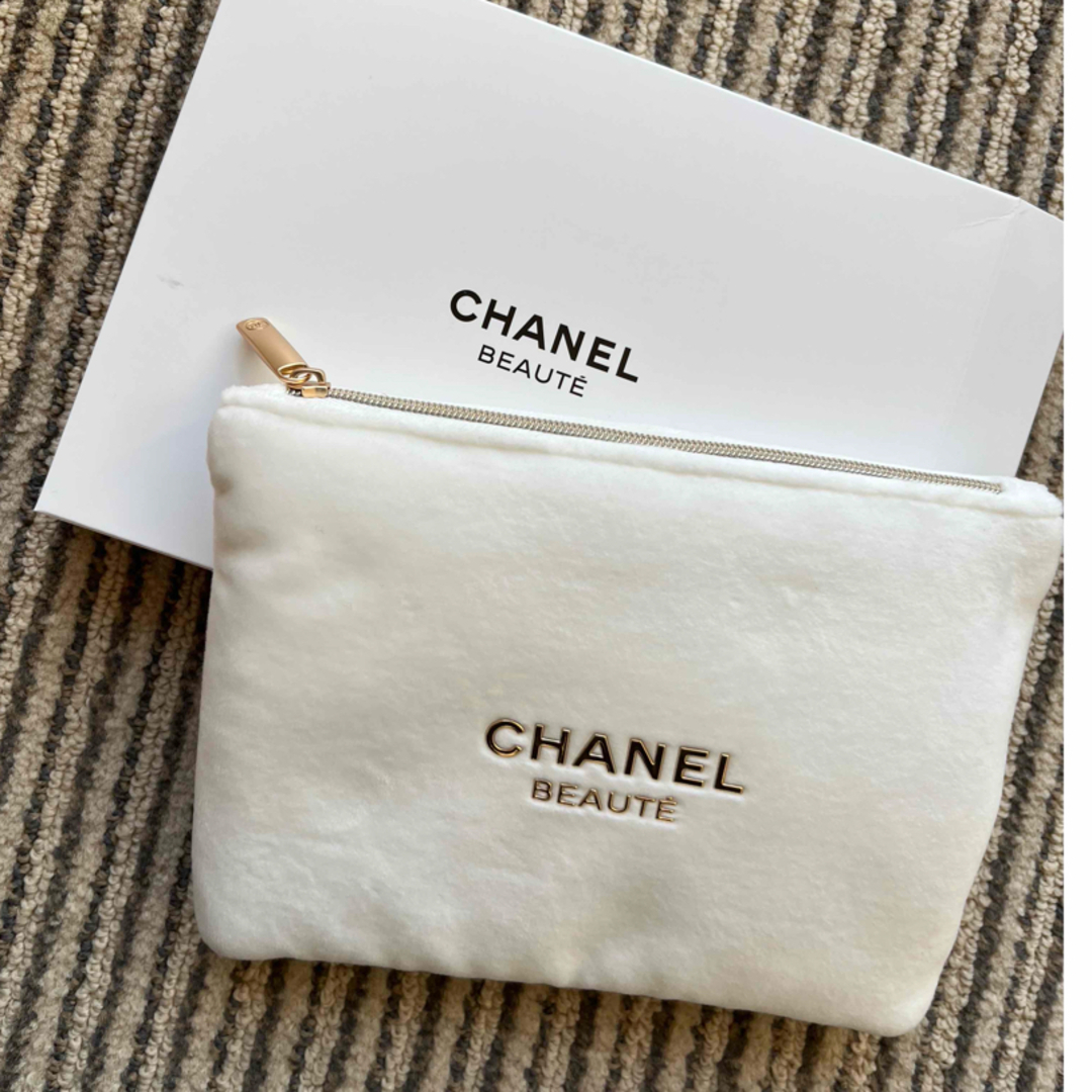 CHANEL - シャネル ポーチ ノベルティの通販 by ERI's shop CHANEL - シャネル ポーチ ノベルティの通販 by ERI's shop
