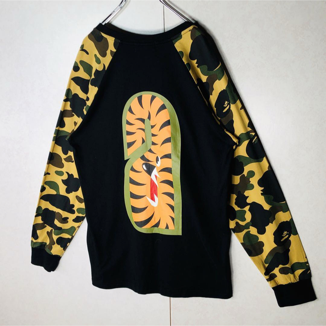 A BATHING APE - 【希少デザイン】アベイシングエイプ デカロゴ A BATHING APE - 【希少デザイン】アベイシングエイプ デカロゴ