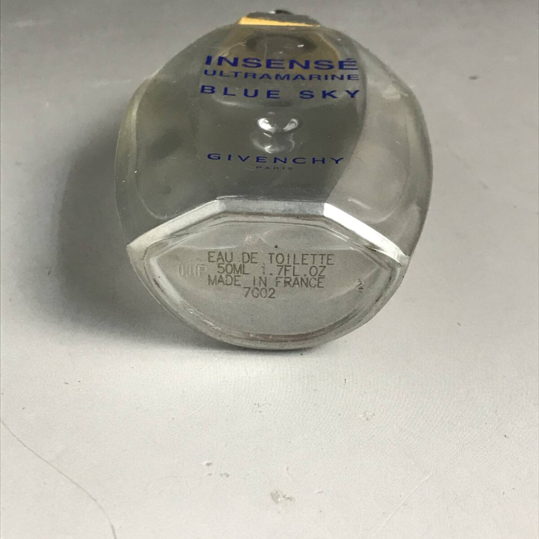 GIVENCHY - ジバンシー ウルトラマリン ブルースカイ EDT 50ml