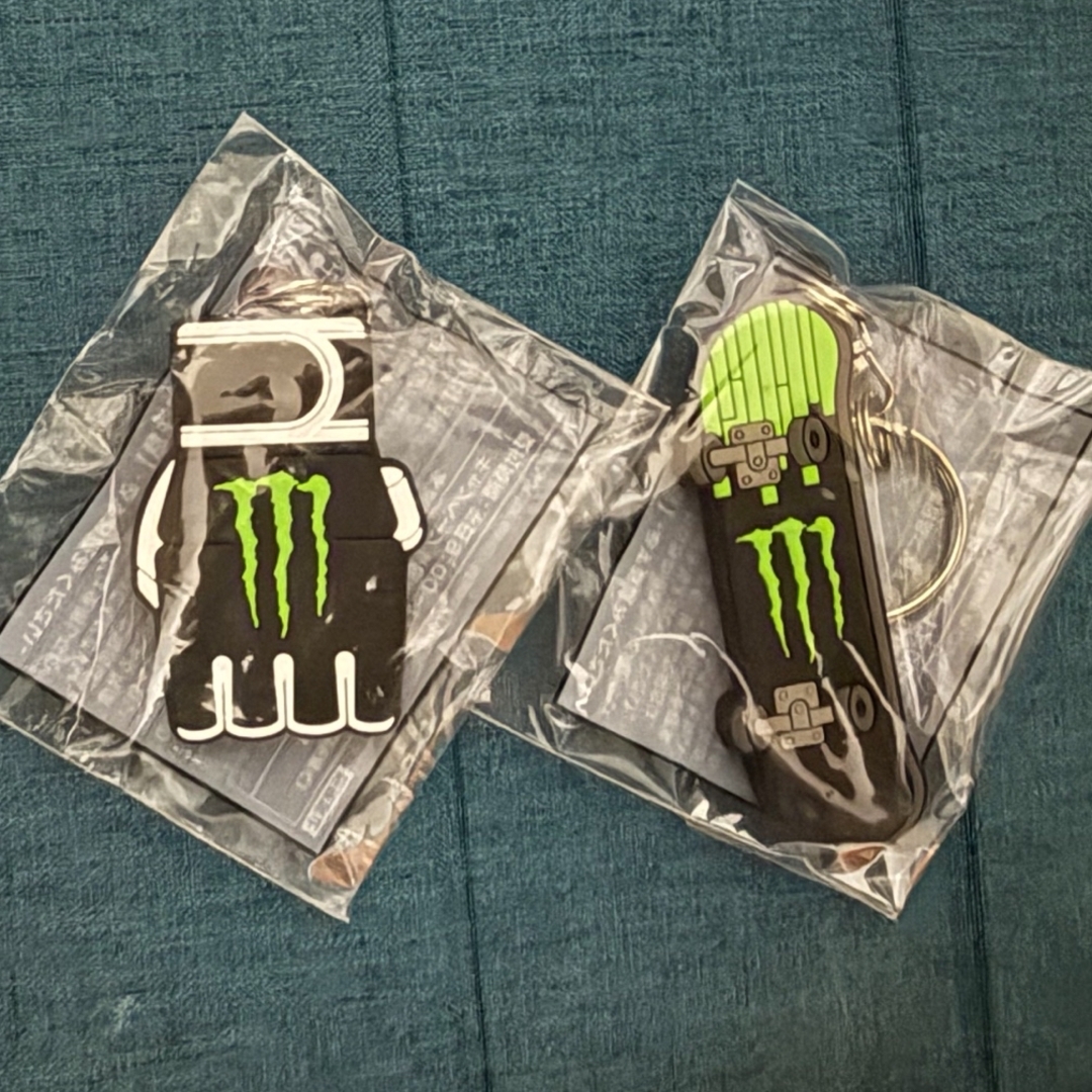 Monster Energy - モンスターエナジーキーホルダーセット新品未 Monster Energy - モンスターエナジーキーホルダーセット新品未