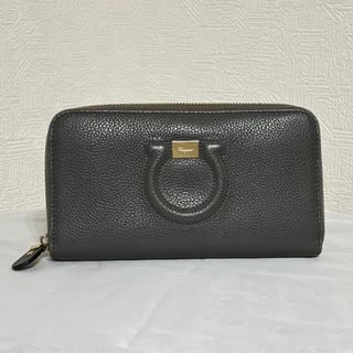 Salvatore Ferragamo(長財布)のフリマアイテム一覧 Salvatore Ferragamo(長財布)のフリマアイテム一覧