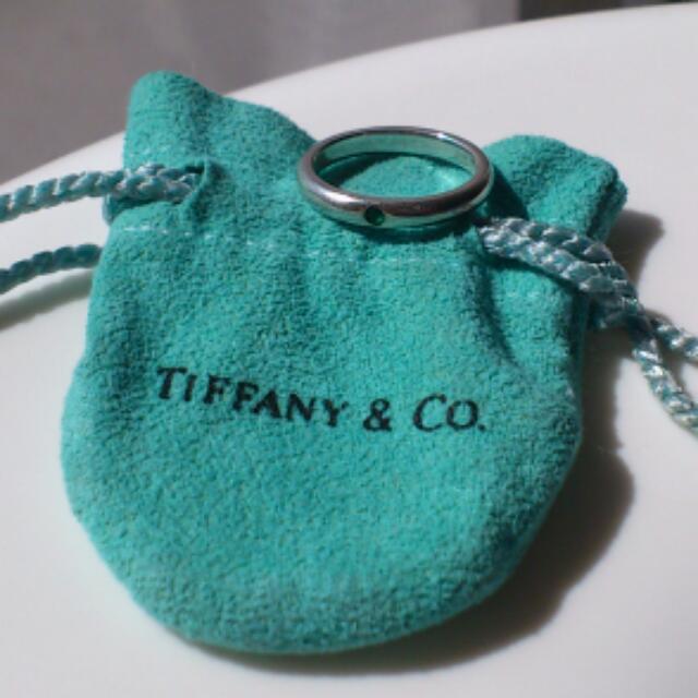 Tiffany & Co.(ティファニー)のティファニーリング＊エメラルド レディースのアクセサリー(リング(指輪))の商品写真