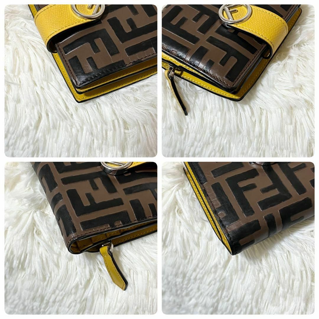 FENDI - 【美品】フェンディ エフイズ ズッカ柄 FF 二つ折り FENDI - 【美品】フェンディ エフイズ ズッカ柄 FF 二つ折り