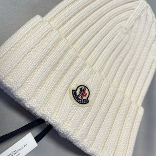 MONCLER(帽子 ・ ホワイト/白色系)のフリマアイテム一覧 MONCLER(帽子 ・ ホワイト/白色系)のフリマアイテム一覧