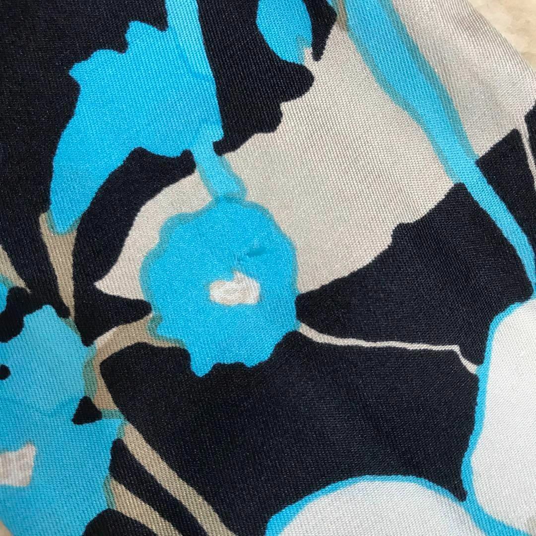 LOUIS VUITTON - ☆美品☆LOUIS VUITTON バンドー 花柄 シルク LOUIS VUITTON - ☆美品☆LOUIS VUITTON バンドー 花柄 シルク