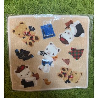familiar - 【完売品】☆ファミリア シェニール織 タオル familiar - 【完売品】☆ファミリア シェニール織 タオル