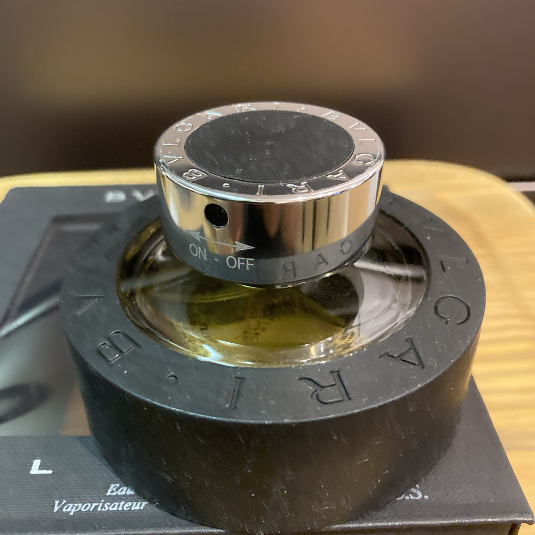 未使用】廃盤 BVLGARI ブルガリ ブラック オードトワレ 75ml 香水 未使用】廃盤 BVLGARI ブルガリ ブラック オードトワレ 75ml 香水