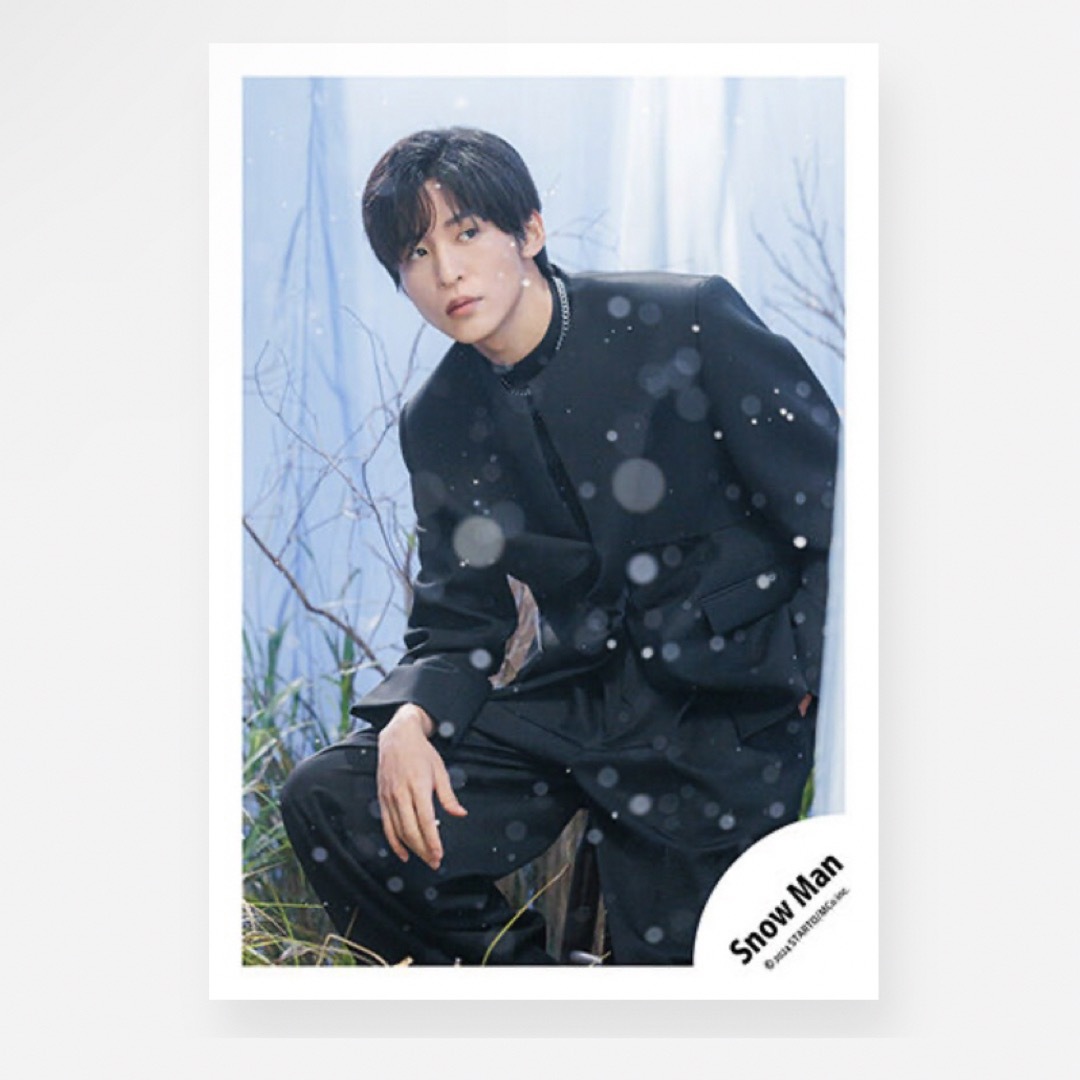 Snow Man(スノーマン)のSnowMan 目黒蓮 公式写真 RAYS エンタメ/ホビーのタレントグッズ(アイドルグッズ)の商品写真