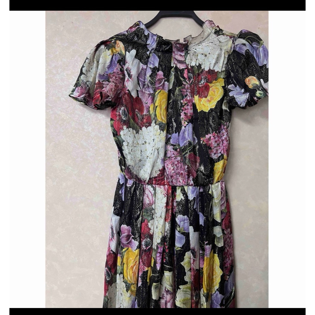 DOLCE&GABBANA(ドルチェアンドガッバーナ)の専用DOLCE & GABBANA フラワープリント ワンピース 40 レディースのワンピース(ロングワンピース/マキシワンピース)の商品写真