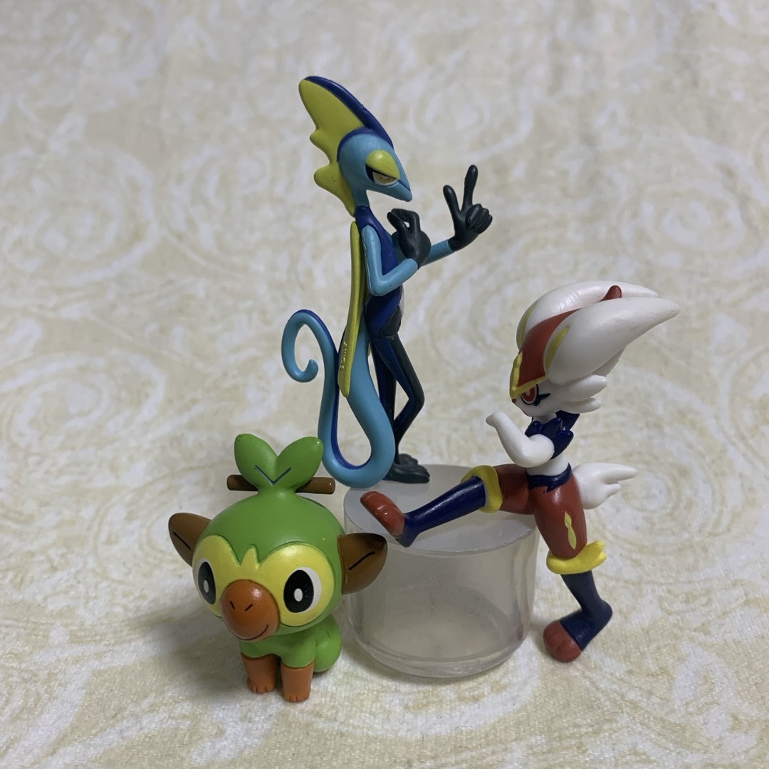 ポケモン フィギュア モンコレ サルノリ エースバーン インテレオン エンタメ/ホビーのおもちゃ/ぬいぐるみ(キャラクターグッズ)の商品写真