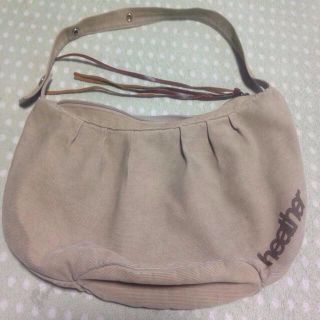 ヘザー(heather)のheatherのバック(メッセンジャーバッグ)