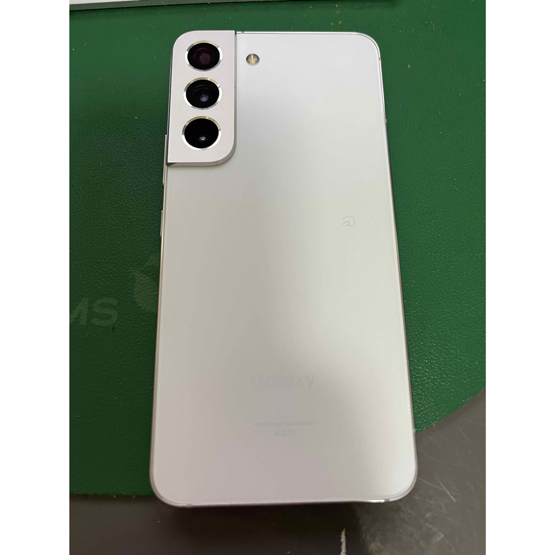 SAMSUNG - SAMSUNG Galaxy S22 SCG13 ファントム ホワイト