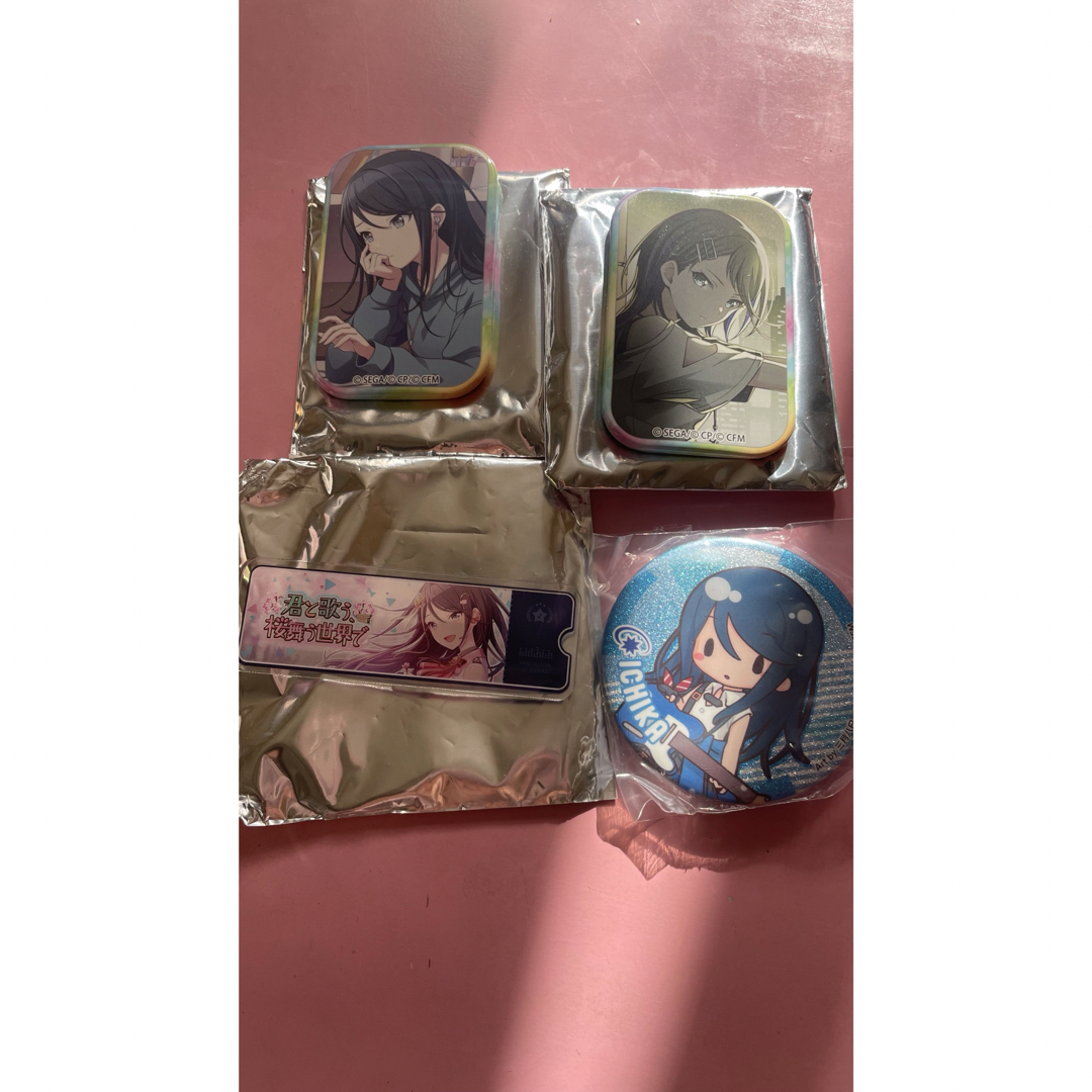 プロセカ 一歌 バッジ セット エンタメ/ホビーのアニメグッズ(バッジ/ピンバッジ)の商品写真