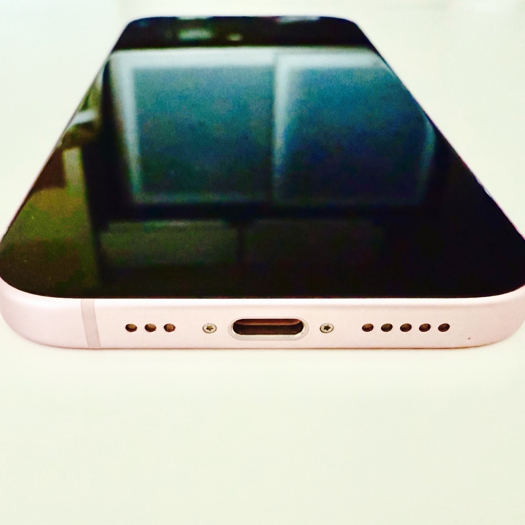 iPhone - ☆美品☆『iPhone 15 / 256G / ピンク▽SIMフリー』の iPhone - ☆美品☆『iPhone 15 / 256G / ピンク▽SIMフリー』の