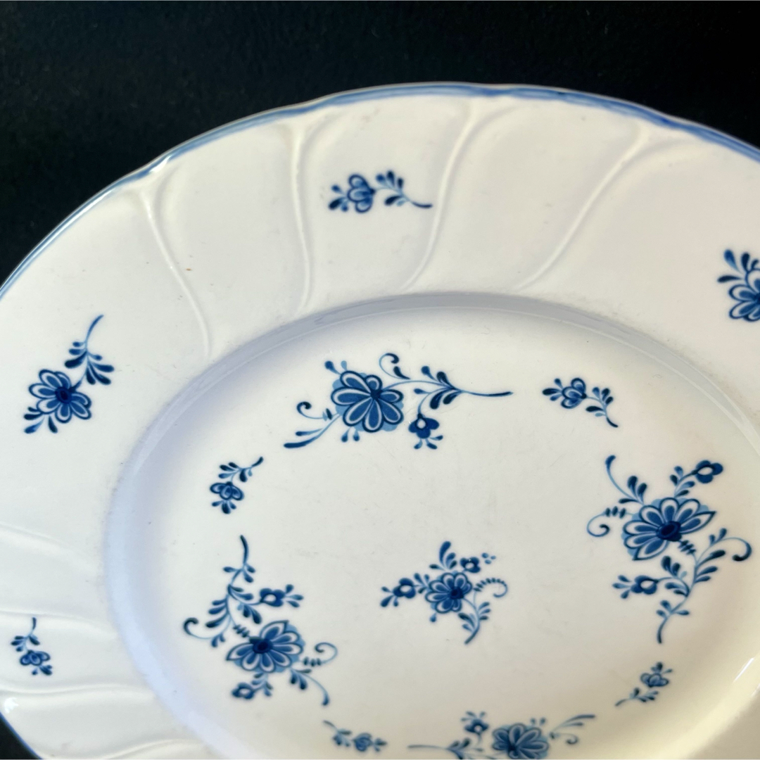Noritake - ノリタケ クラフトーン 青い小花柄 プレート18cm Noritake - ノリタケ クラフトーン 青い小花柄 プレート18cm