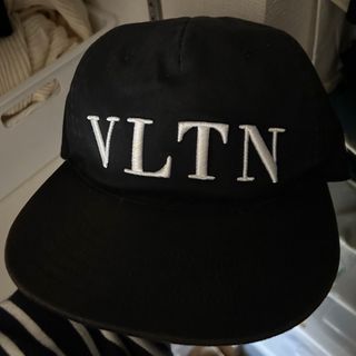 VALENTINO(キャップ)のフリマアイテム一覧 VALENTINO(キャップ)のフリマアイテム一覧