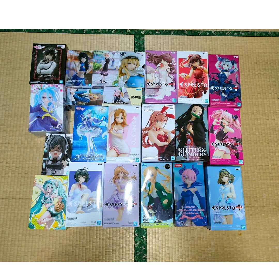 22体まとめ売り 美少女系フィギュアセットの通販 by トモ's shop 22体まとめ売り 美少女系フィギュアセットの通販 by トモ's shop