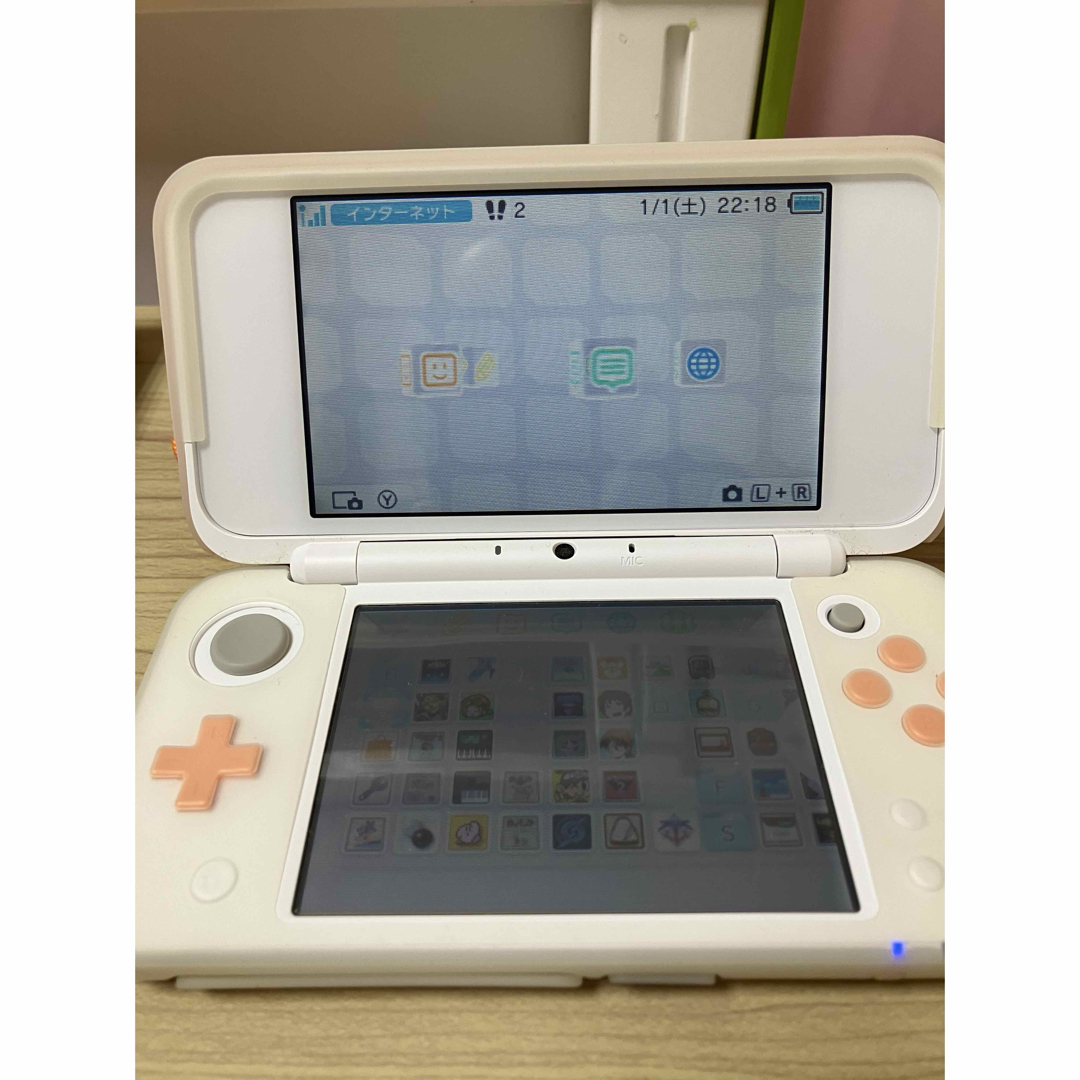 ニンテンドー2DS - New Nintendo 2DS LL ホワイト × オレンジ DL ニンテンドー2DS - New Nintendo 2DS LL ホワイト × オレンジ DL