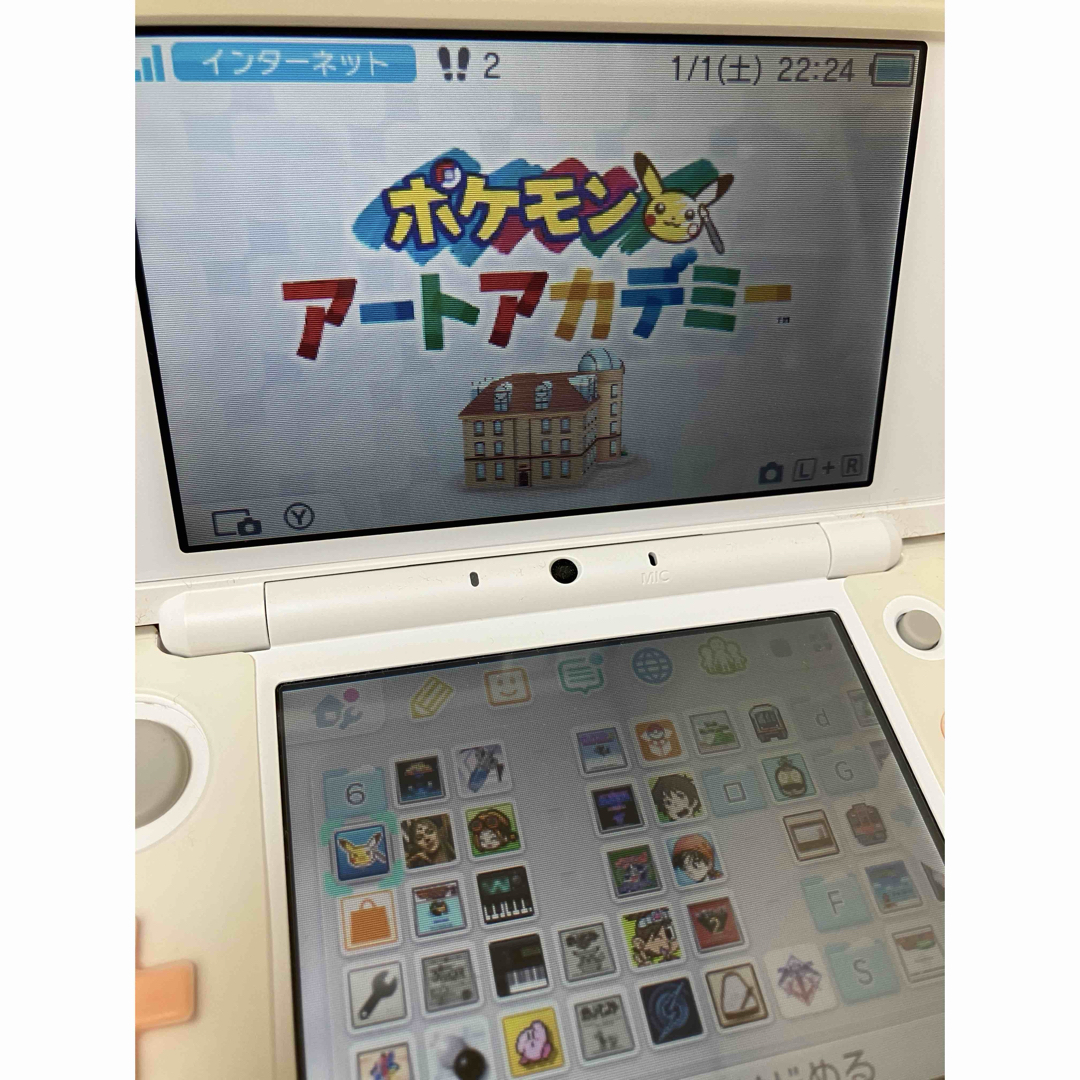 ニンテンドー2DS - New Nintendo 2DS LL ホワイト × オレンジ DL ニンテンドー2DS - New Nintendo 2DS LL ホワイト × オレンジ DL