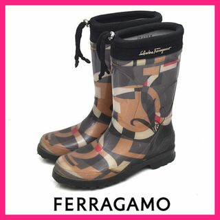Salvatore Ferragamo(レインブーツ/長靴)のフリマアイテム一覧 Salvatore Ferragamo(レインブーツ/長靴)のフリマアイテム一覧