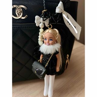 Barbie - バービー チェルシー バッグチャーム クリスマスムード Barbie - バービー チェルシー バッグチャーム クリスマスムード