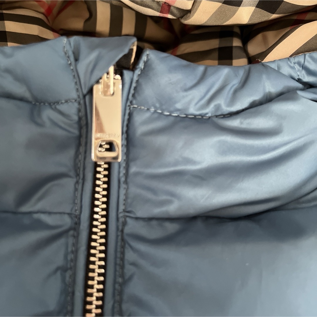 BURBERRY(バーバリー)のバーバリーチルドレン ダウンコート リバーシブル キッズ/ベビー/マタニティのベビー服(~85cm)(ジャケット/コート)の商品写真