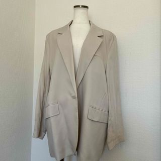 ZARA(テーラードジャケット ・ ベージュ系)のフリマアイテム一覧 ZARA(テーラードジャケット ・ ベージュ系)のフリマアイテム一覧