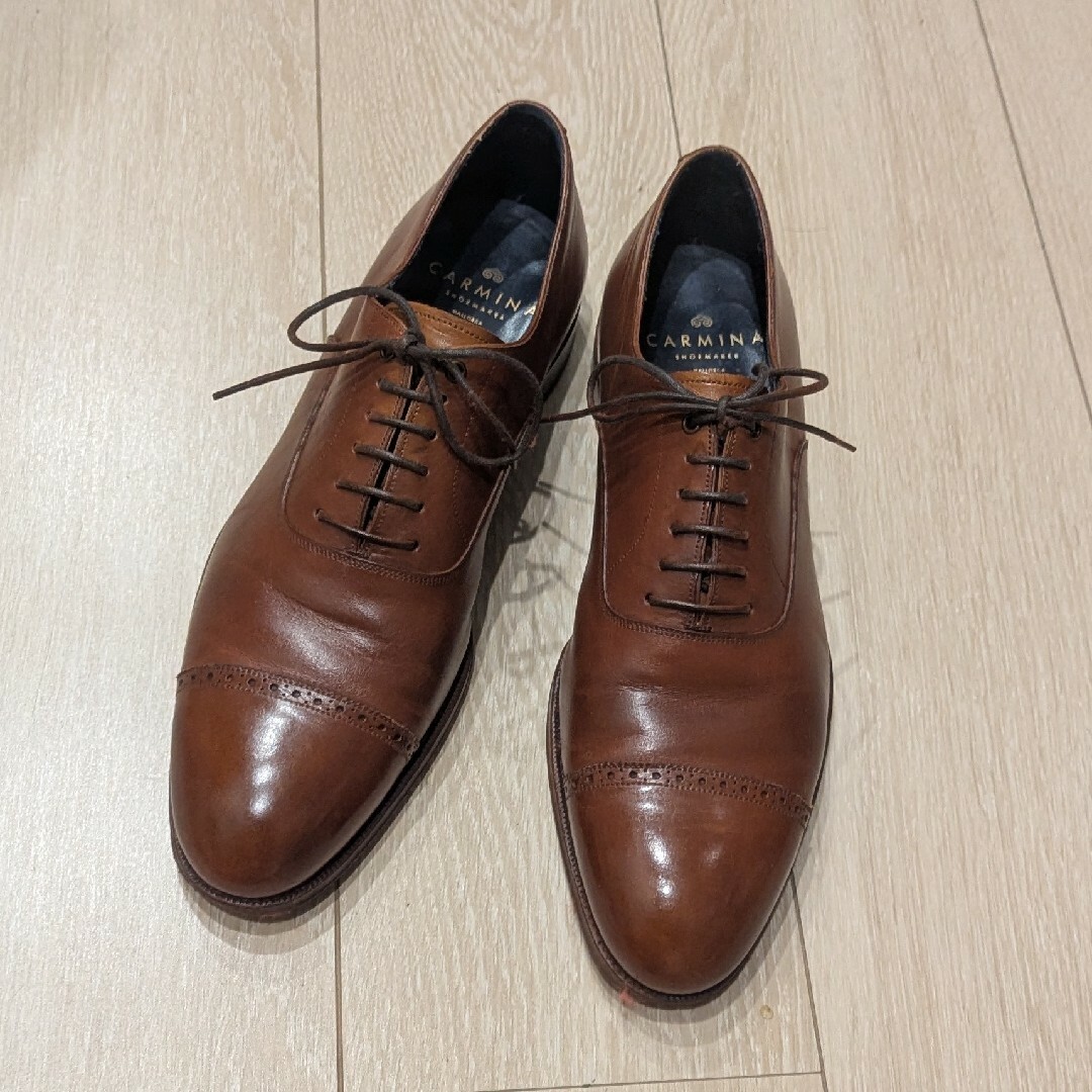 美品 カルミナ CARMINA 8 パンチドキャップトゥ カルミーナ 革靴 美品 カルミナ CARMINA 8 パンチドキャップトゥ カルミーナ 革靴