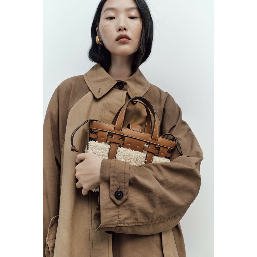 ZARA - ZARA カットワーク ミニトートバッグの通販 by ZARA - ZARA カットワーク ミニトートバッグの通販 by