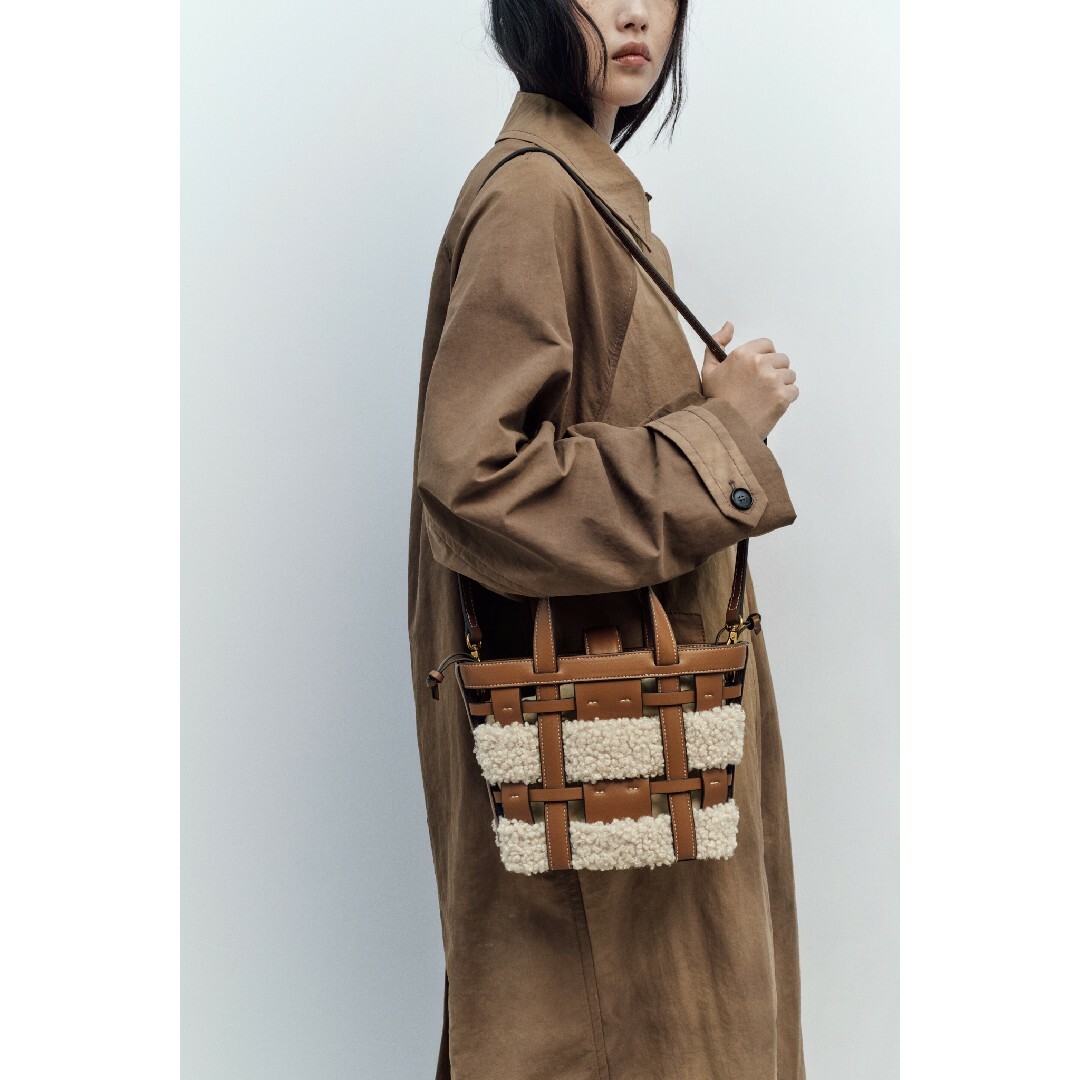 ZARA - ZARA カットワーク ミニトートバッグの通販 by ZARA - ZARA カットワーク ミニトートバッグの通販 by