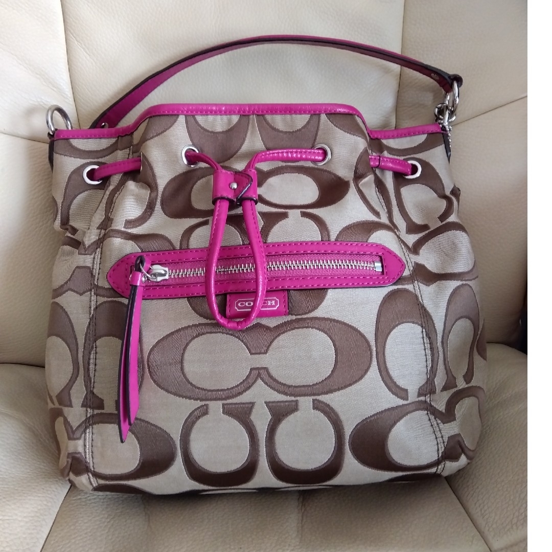 お値下げ!極美品/COACH❋コーチシグネチャーバッグ お値下げ!極美品/COACH❋コーチシグネチャーバッグ