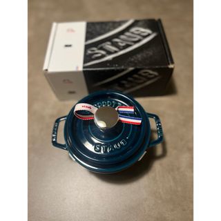 STAUB(グリーン・カーキ/緑色系)のフリマアイテム一覧 STAUB(グリーン・カーキ/緑色系)のフリマアイテム一覧