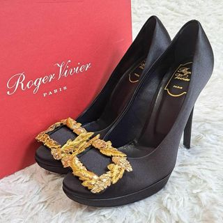 ROGER VIVIER - 未使用級✨ロジェヴィヴィエ スクエアバックル ROGER VIVIER - 未使用級✨ロジェヴィヴィエ スクエアバックル