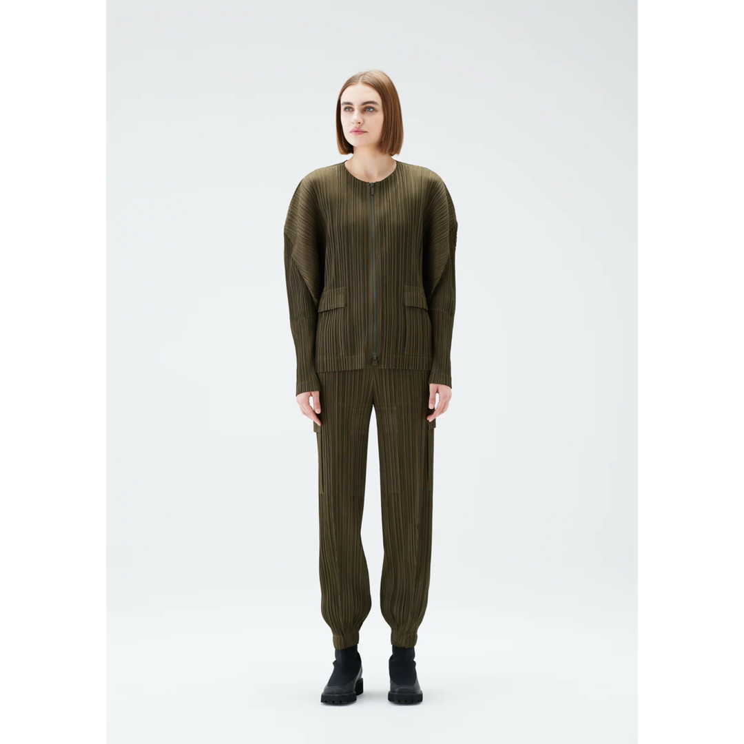 PLEATS PLEASE FORWARD 4 PLEATS PLEASE FORWARD 4