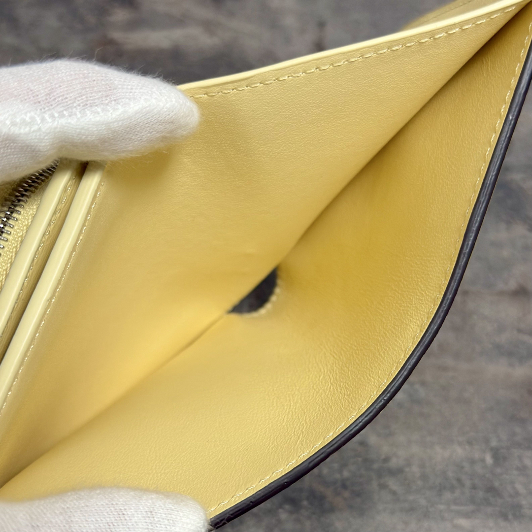 LOUIS VUITTON - 日本限定 レア 新品に近い⭐️ルイヴィトン LOUIS VUITTON - 日本限定 レア 新品に近い⭐️ルイヴィトン