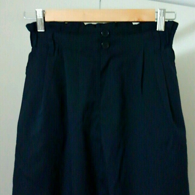a.g.plus(エージープラス)のRURU様専用　パンツ　ネイビー　巻きスカート レディースのパンツ(カジュアルパンツ)の商品写真