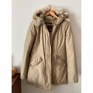 WOOLRICH(ダウンコート ・ ベージュ系)のフリマアイテム一覧 WOOLRICH(ダウンコート ・ ベージュ系)のフリマアイテム一覧