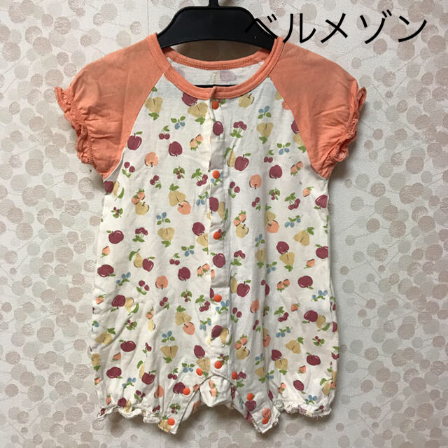 ベルメゾン(ベルメゾン)のベルメゾン フルーツ柄半袖ロンパース キッズ/ベビー/マタニティのベビー服(~85cm)(ロンパース)の商品写真