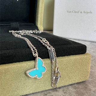 Van Cleef & Arpels(ターコイズ ・ ネックレス)のフリマ Van Cleef & Arpels(ターコイズ ・ ネックレス)のフリマ