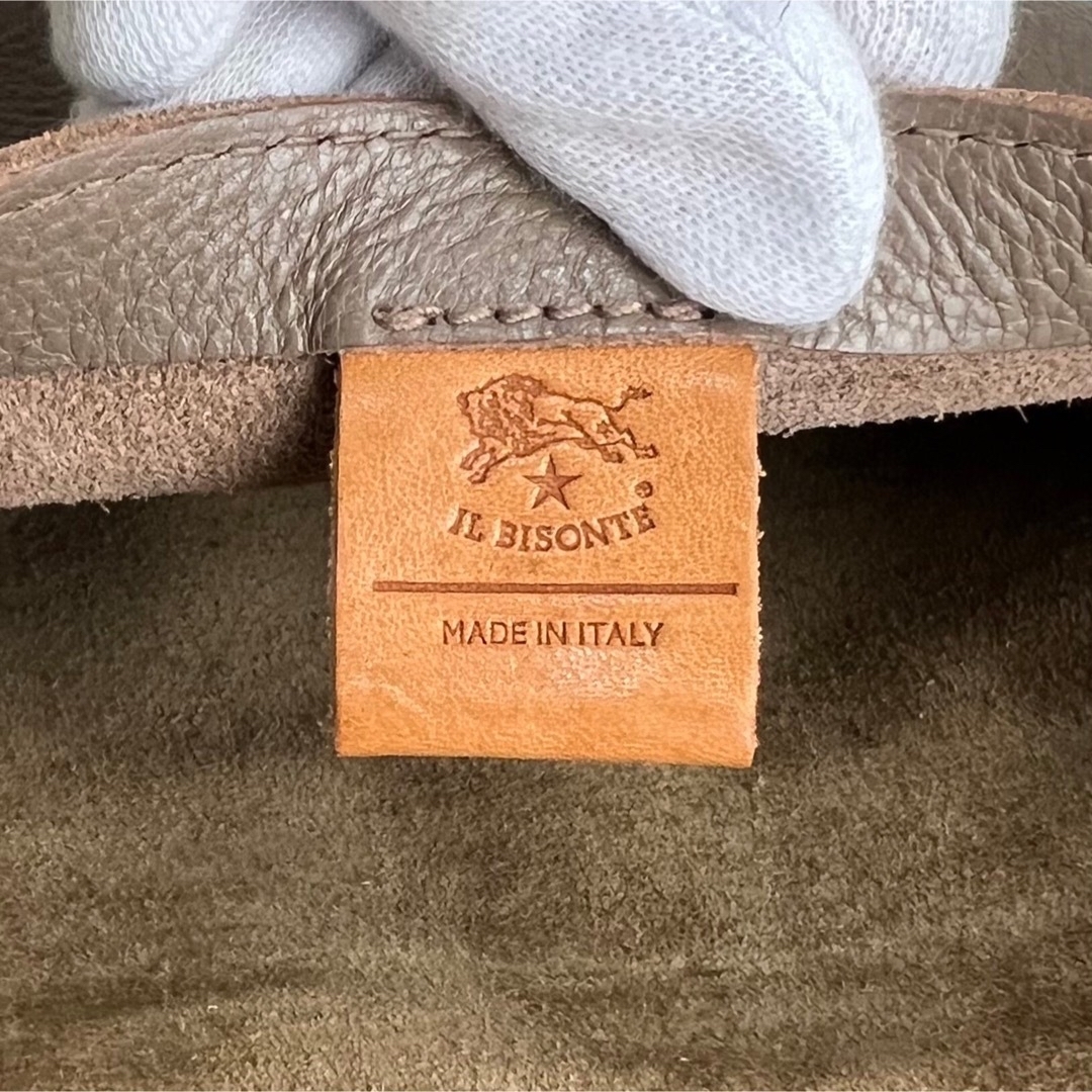 IL BISONTE - 人気♡グレージュ♡美品♡イルビゾンテ レザー IL BISONTE - 人気♡グレージュ♡美品♡イルビゾンテ レザー