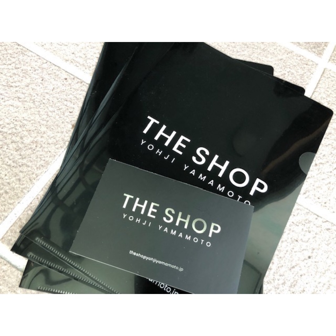 Yohji Yamamoto(ヨウジヤマモト)のTHE SHOP /YOHJI YAMAMOTO クリアファイル/ステッカー インテリア/住まい/日用品の文房具(ファイル/バインダー)の商品写真