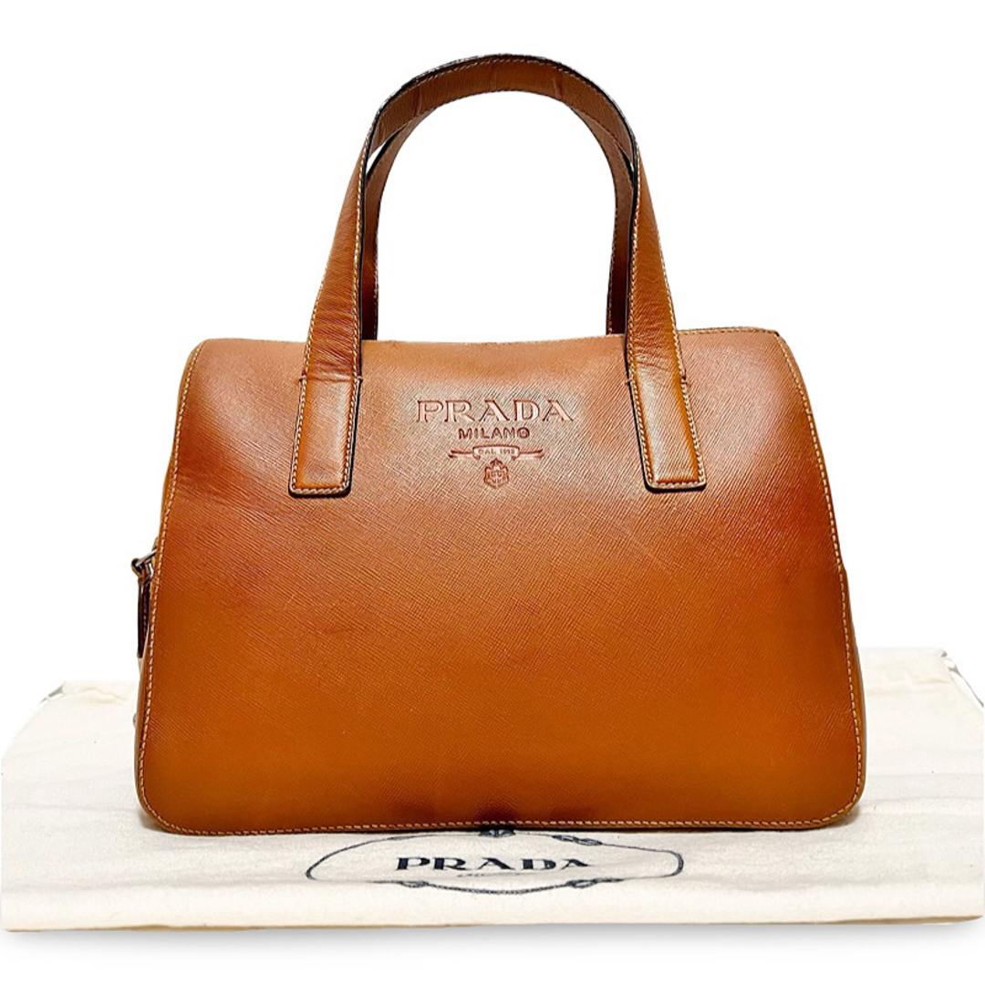 PRADA プラダ ロゴエンボス レザー 鍵付き ハンドバッグ PRADA プラダ ロゴエンボス レザー 鍵付き ハンドバッグ