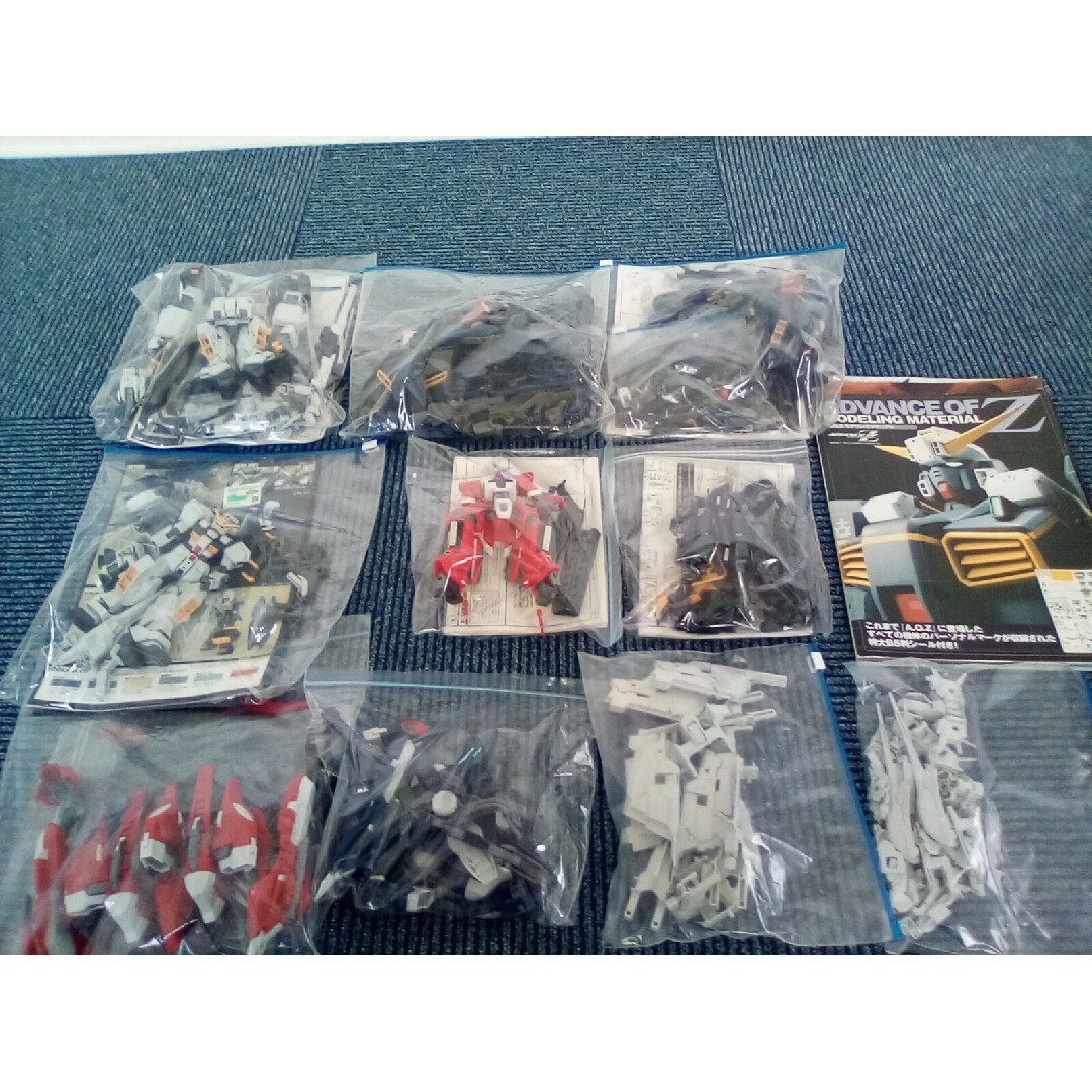 ガンプラ HG アドバンスドZ 組み立て済み詰め合わせ(ジャンク)8 ガンプラ HG アドバンスドZ 組み立て済み詰め合わせ(ジャンク)8