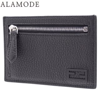 FENDI(名刺入れ/定期入れ)のフリマアイテム一覧 FENDI(名刺入れ/定期入れ)のフリマアイテム一覧