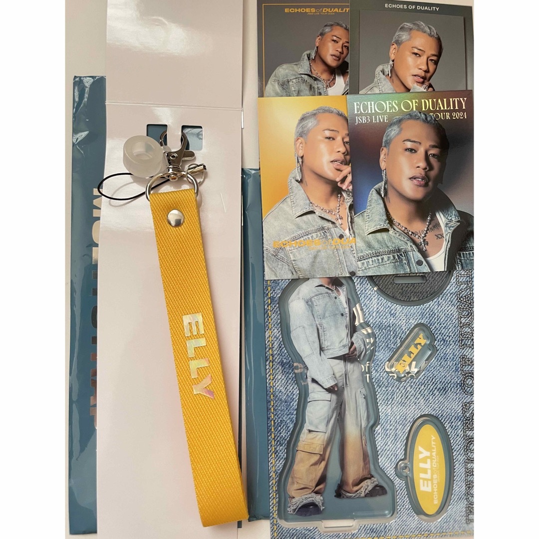 三代目 J Soul Brothers(サンダイメジェイソウルブラザーズ)の三代目JSB ELLY アクスタ フォトカード シクレ マルチストラップ エンタメ/ホビーのタレントグッズ(ミュージシャン)の商品写真