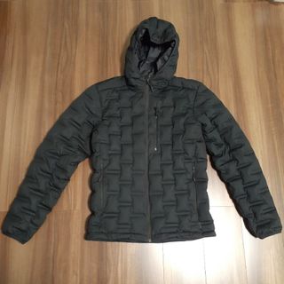 MOUNTAIN HARDWEAR(ダウンジャケット)のフリマアイテム一覧 MOUNTAIN HARDWEAR(ダウンジャケット)のフリマアイテム一覧