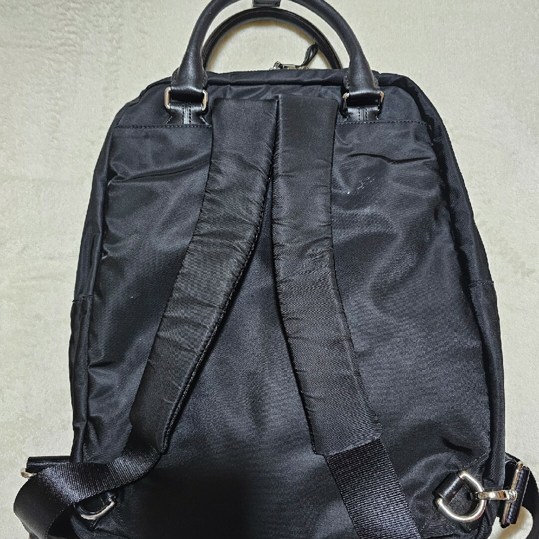 TUMI - ✤TUMI✤ブラック✤ナイロンリュック✤美品✤値上げ予定 TUMI - ✤TUMI✤ブラック✤ナイロンリュック✤美品✤値上げ予定